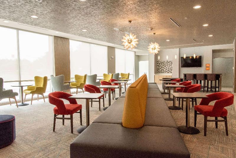 فندق La Quinta Inn & Suites By Wyndham Lake City