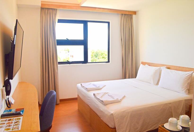 Ranthari Hotel And Spa Ukulhas Maldives