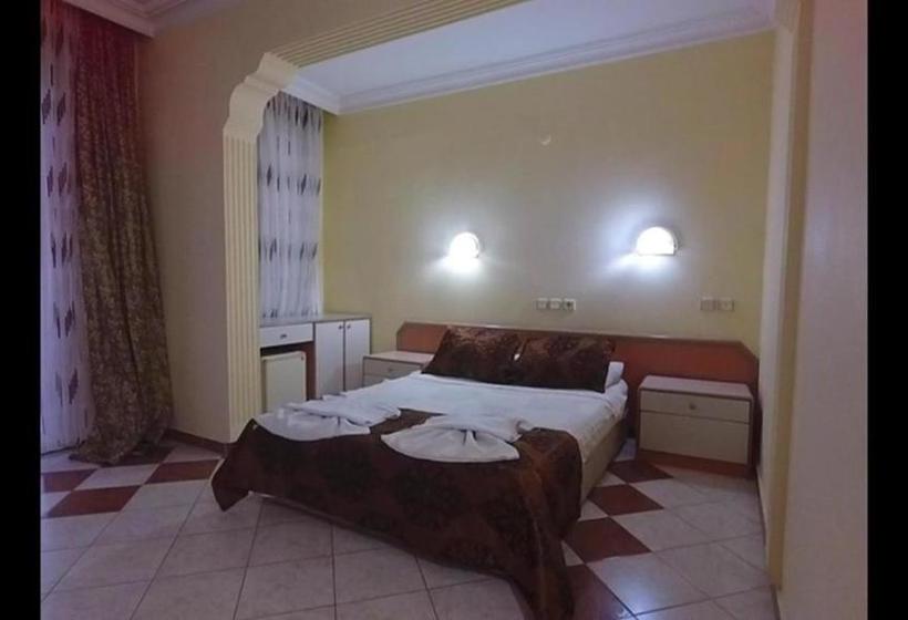 Отель Regum Life