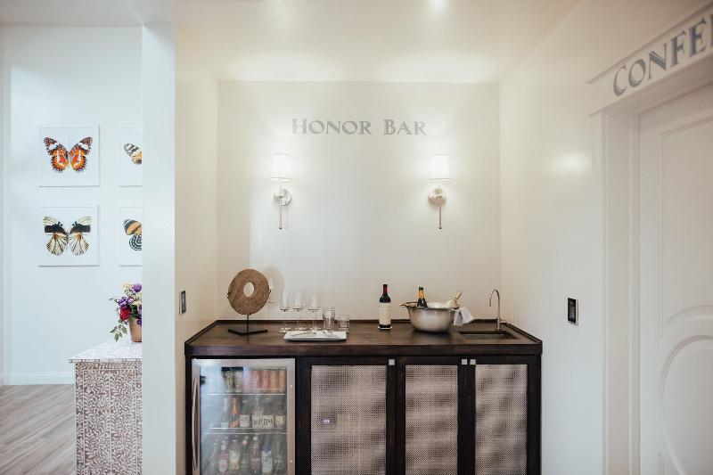 ホテル The Winston Solvang