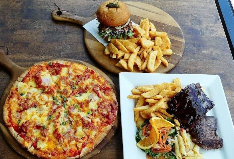 מוטל Imperial Hotel Singleton