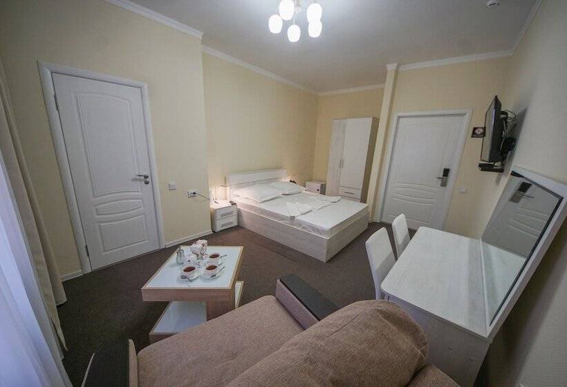 پانسیون Guest House Nadezhda