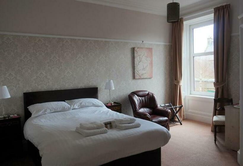 פנסיון Lindean Guest House