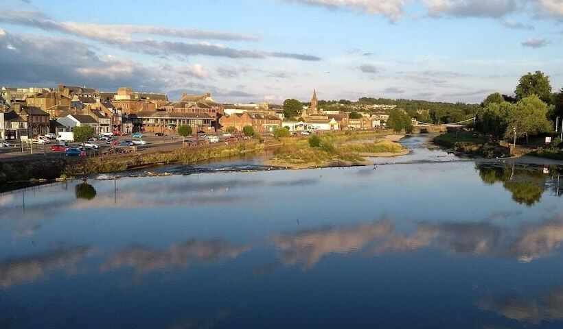 פנסיון Lindean Guest House