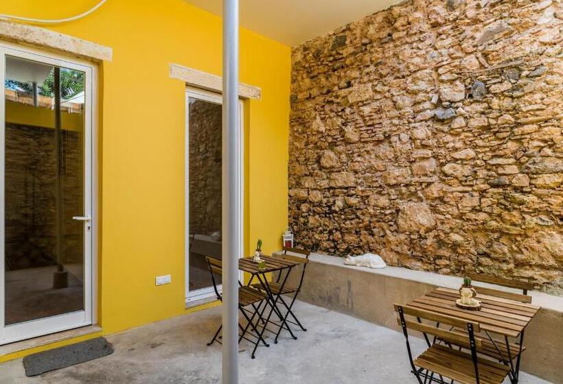 پانسیون Memories Of Lisbon