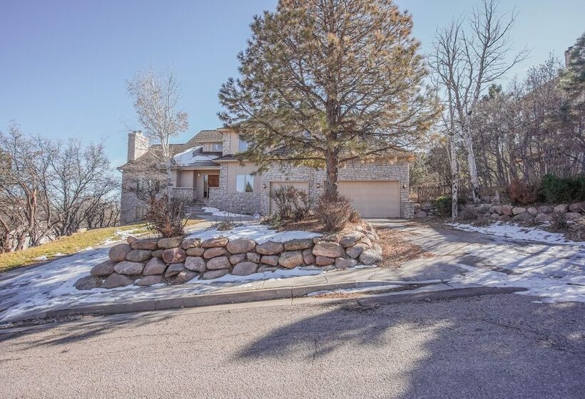 Skyway Extravagant & Luxury Views W/deck & Bar