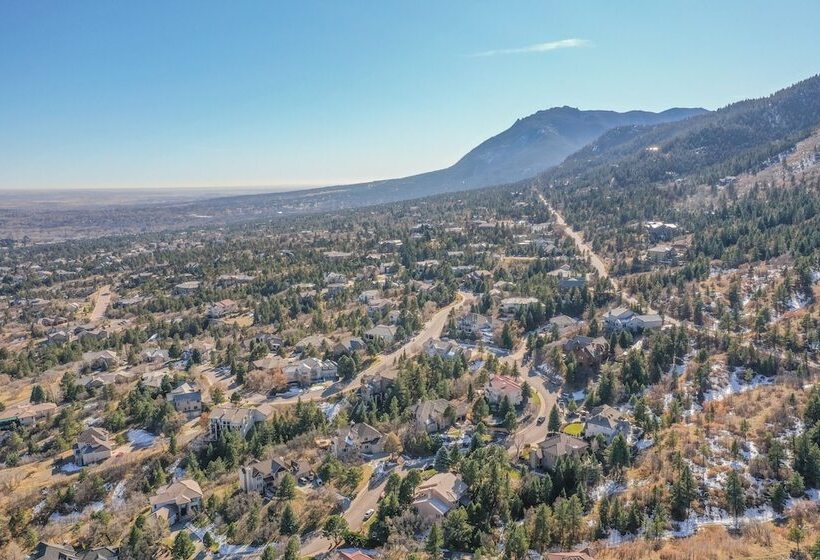 Skyway Extravagant & Luxury Views W/deck & Bar