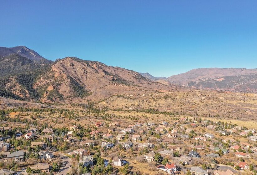 Skyway Extravagant & Luxury Views W/deck & Bar