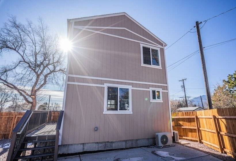 1 Bedroom East Dt
