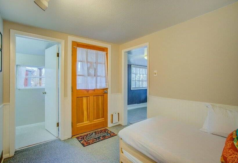 5brmonument Historic Charmminutes To Hiking