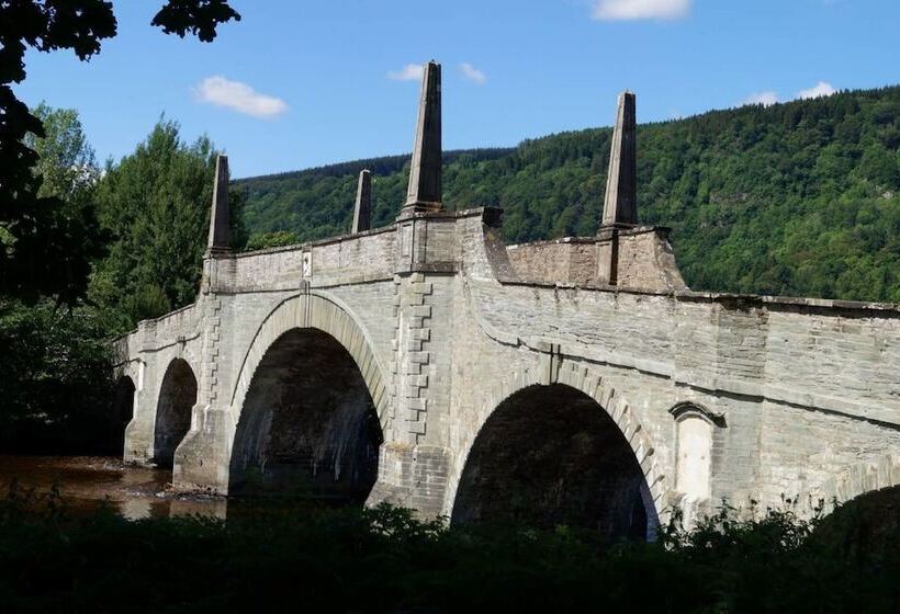 A Fairytale Thatched Highland Cottage