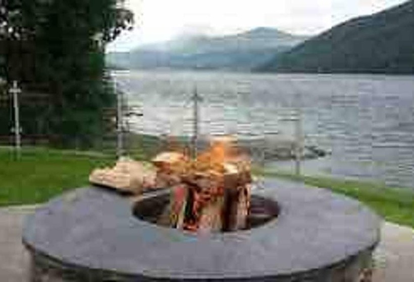 A Fairytale Thatched Highland Cottage