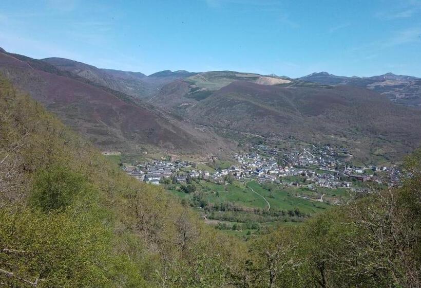 호스텔 El Cordal De Laciana