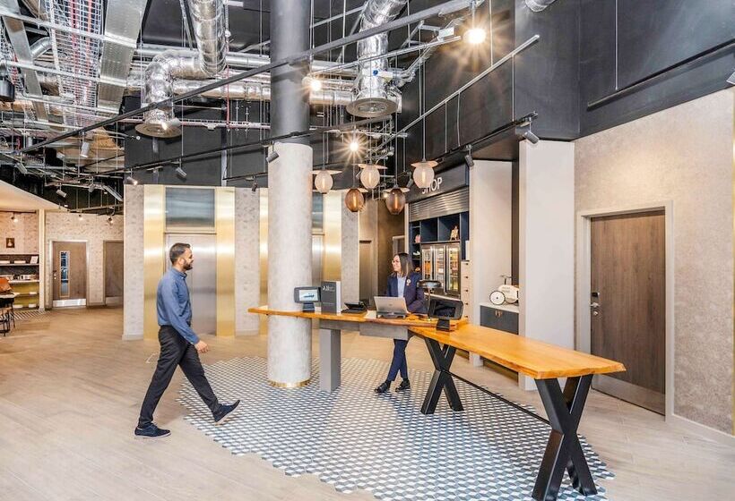 Aparthotel Adagio Leicester