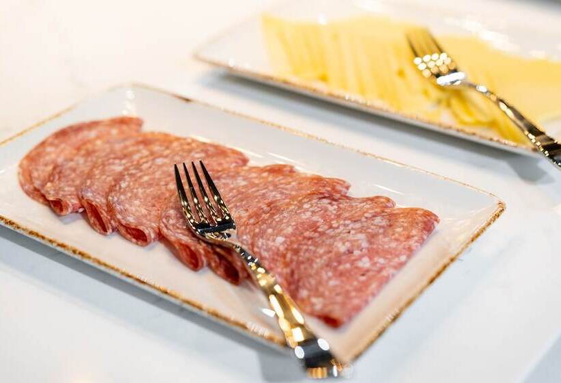 Aparthotel Adagio Leicester