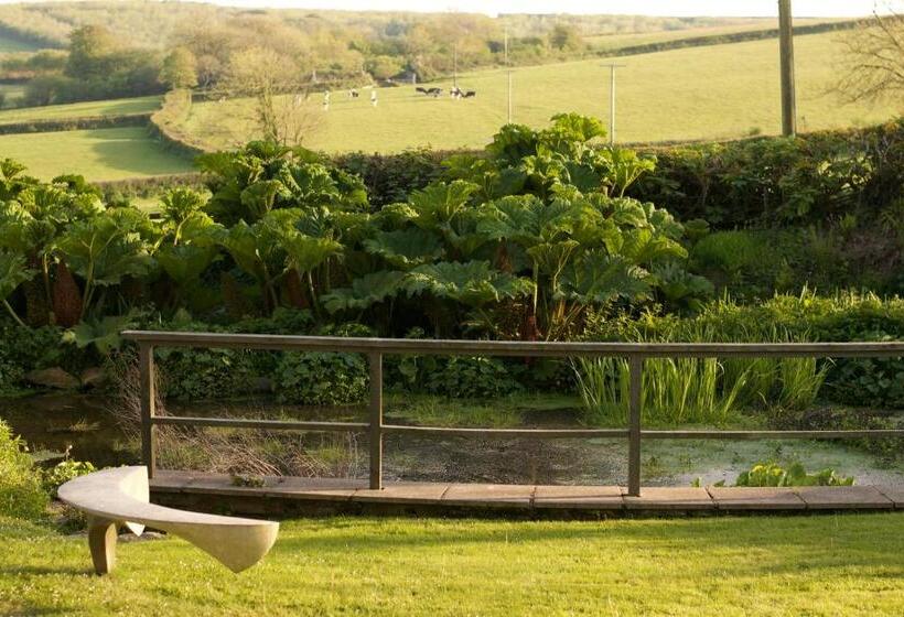 צימר Holwell Holistic Retreat