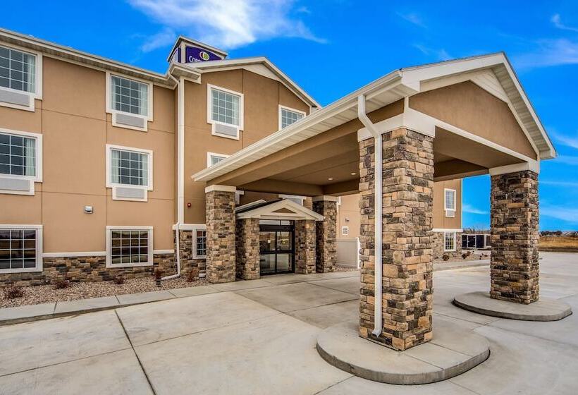 Cobblestone Hotel & Suites   Cozad