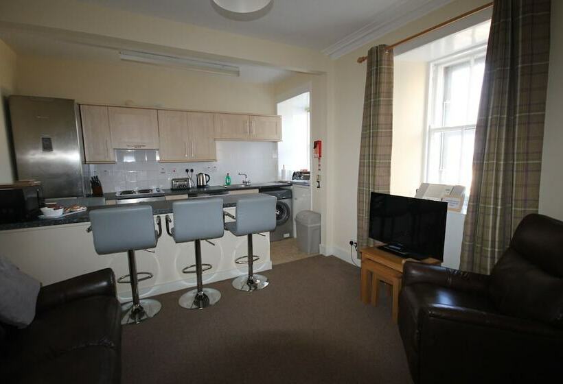 Covesea Lighthouse Cottages