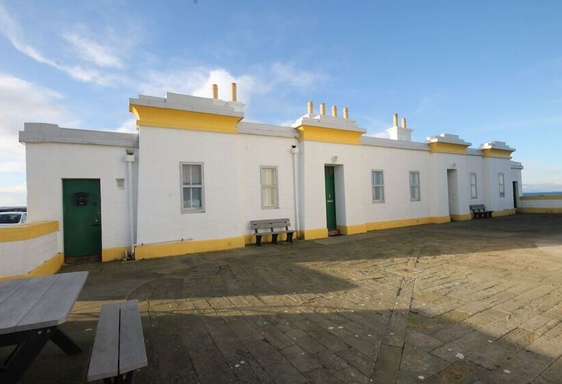 Covesea Lighthouse Cottages