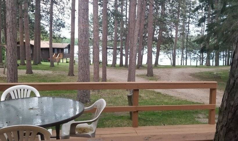 Evergreen Bay Resort