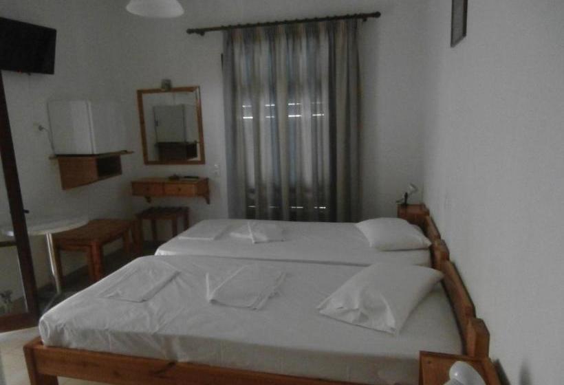 בית מלון כפרי Aris