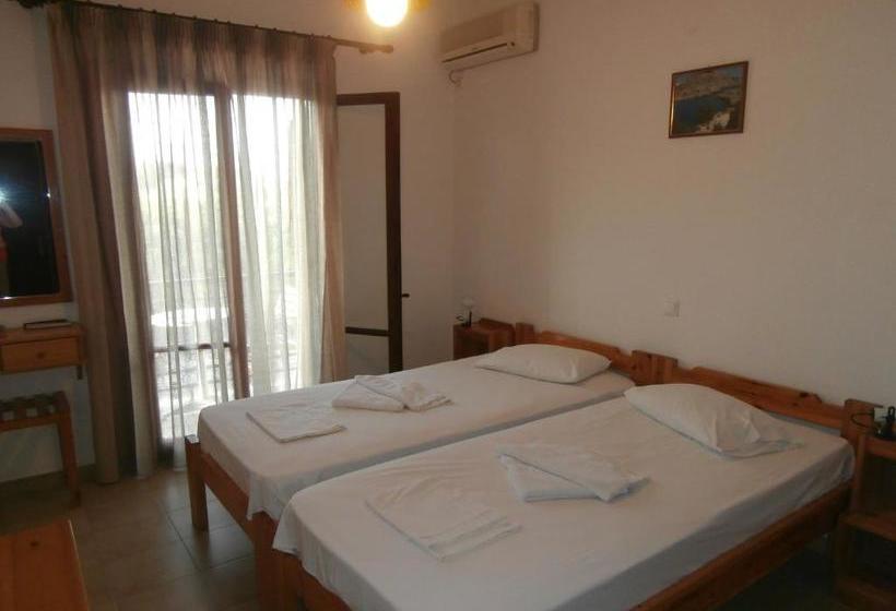 בית מלון כפרי Aris