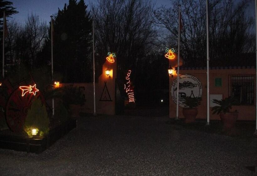 בית מלון כפרי Camping & Bungalows Suspiro Del Moro