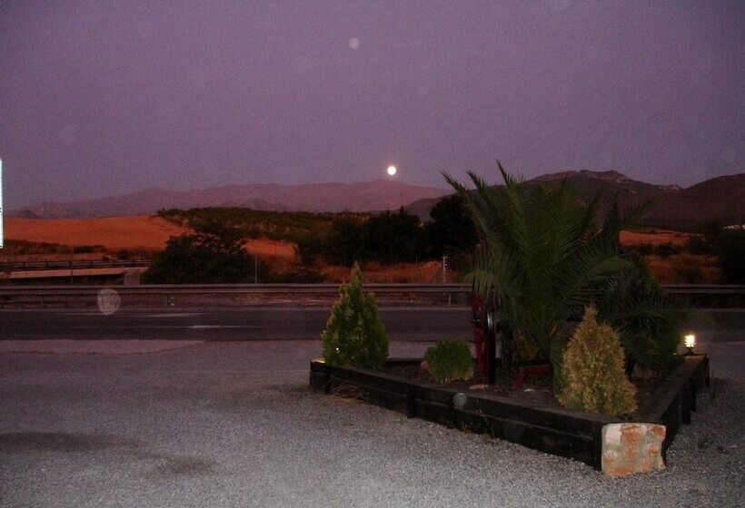 בית מלון כפרי Camping & Bungalows Suspiro Del Moro