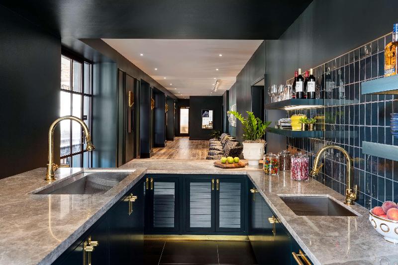 هتل Canopy By Hilton Philadelphia Center City