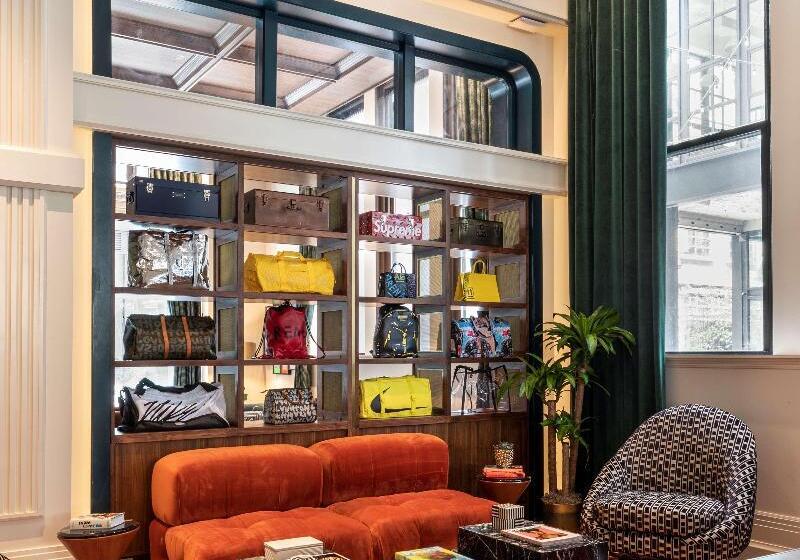 هتل Canopy By Hilton Philadelphia Center City