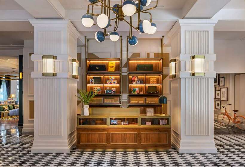 هتل Canopy By Hilton Philadelphia Center City