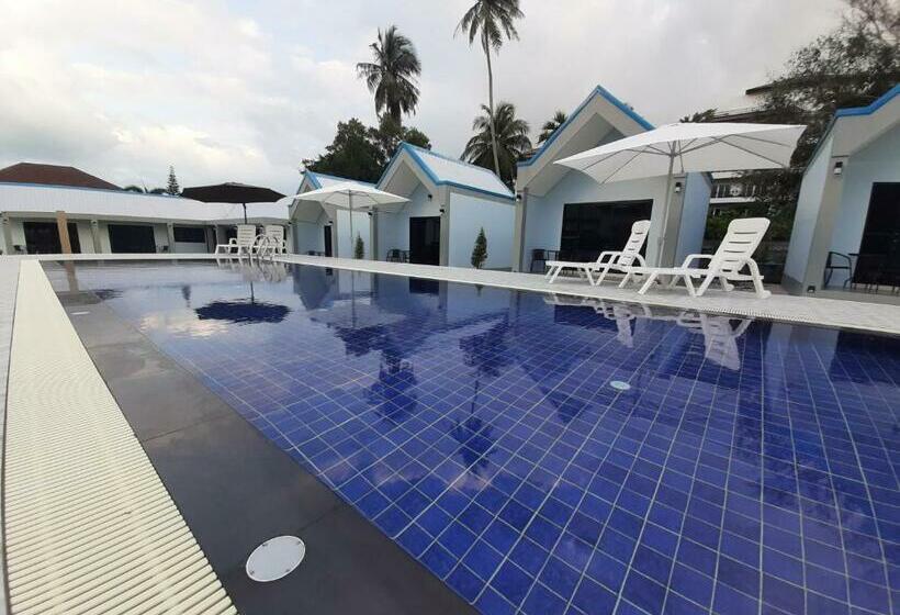 هتل Cc Beach Resort
