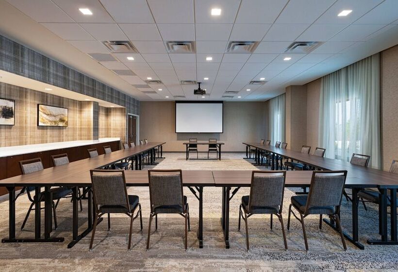 בית מלון כפרי Courtyard Dallas Grand Prairie