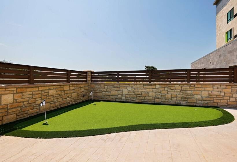 בית מלון כפרי Courtyard Dallas Grand Prairie