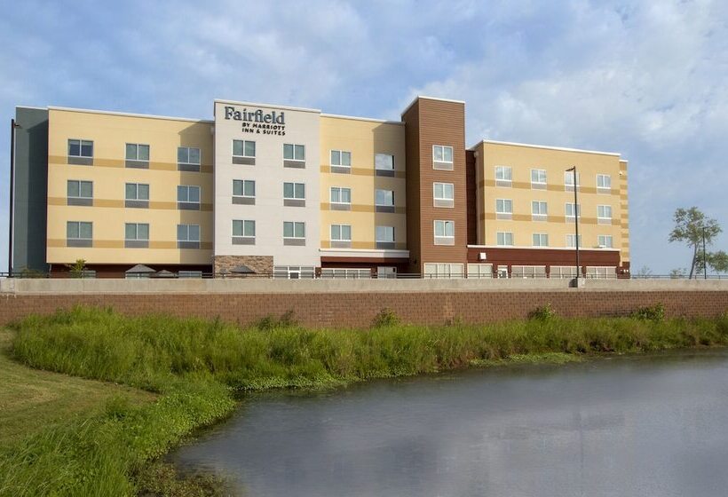 فندق Fairfield Inn & Suites Duncan