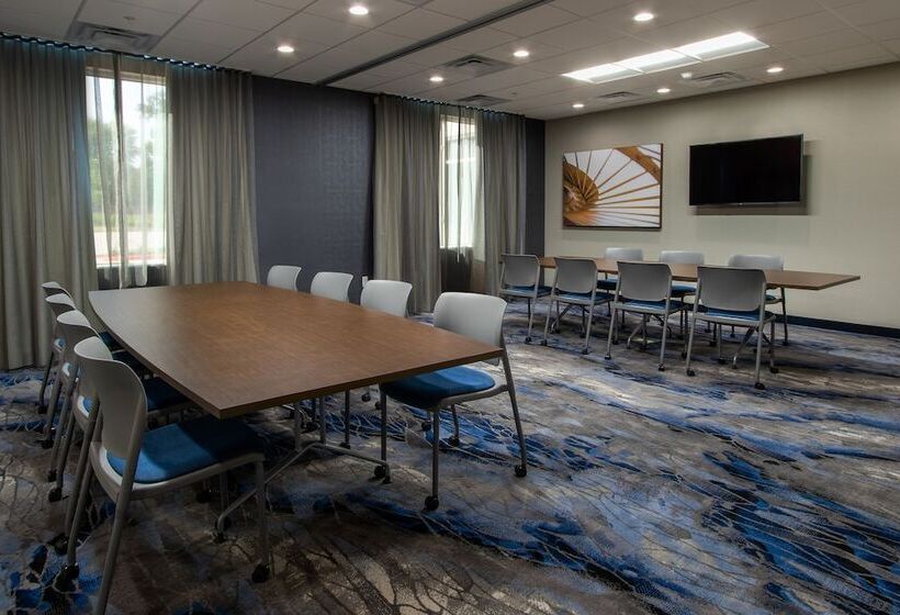 فندق Fairfield Inn & Suites Duncan