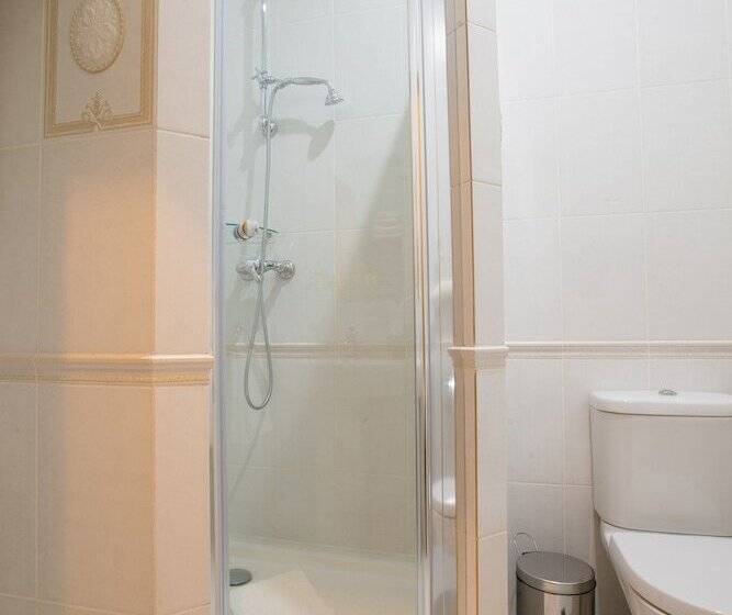 בית מלון כפרי Favorit