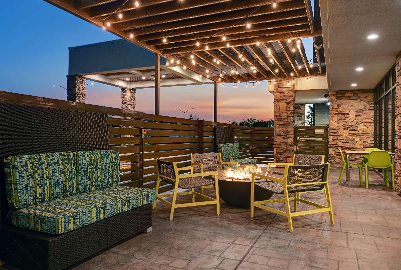 ホテル Home2 Suites By Hilton Tracy