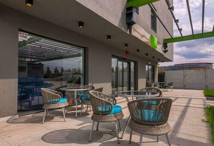 هتل Ibis Styles Bucharest Airport
