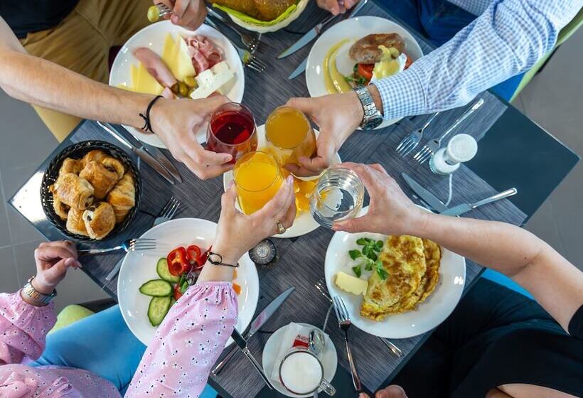 هتل Ibis Styles Bucharest Airport