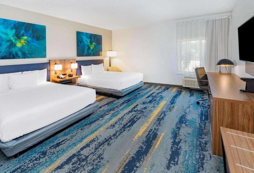 בית מלון כפרי La Quinta Inn & Suites By Wyndham Texas City I 45