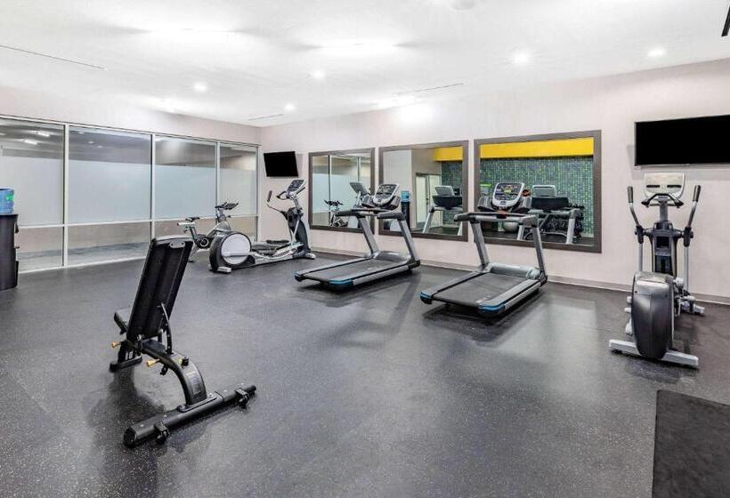 בית מלון כפרי La Quinta Inn & Suites By Wyndham Texas City I 45