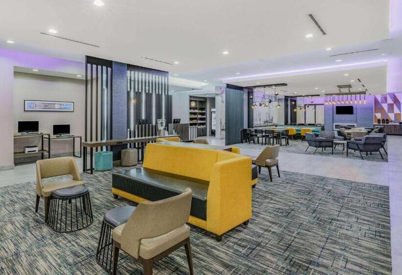 בית מלון כפרי La Quinta Inn & Suites By Wyndham Texas City I 45