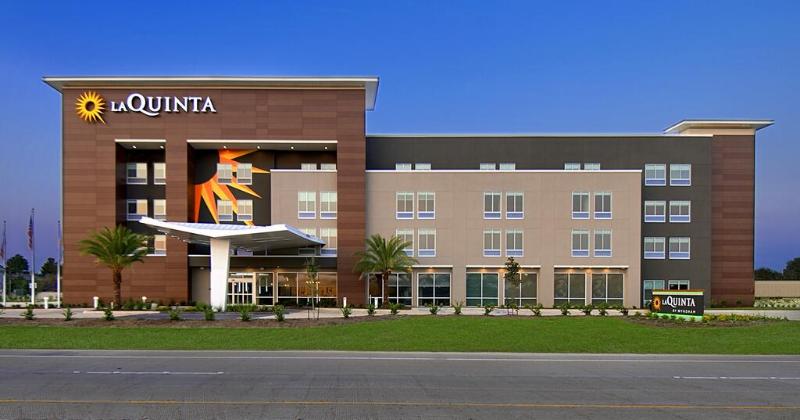 בית מלון כפרי La Quinta Inn & Suites By Wyndham Texas City I 45