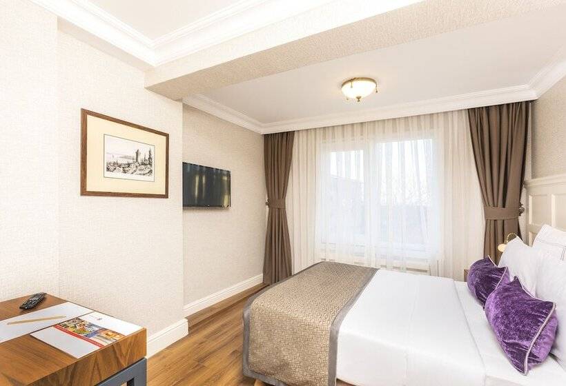 هتل Meroddi La Porta