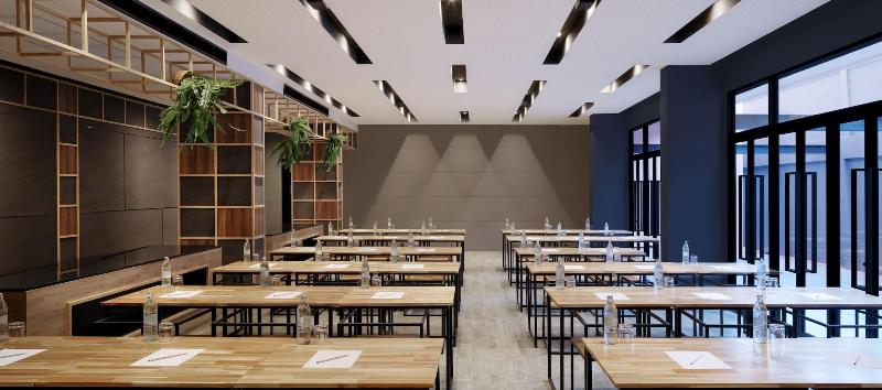 Prime Town   Posh & Port Hotel Phuket