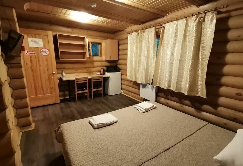 هتل Silent Forest Campsite