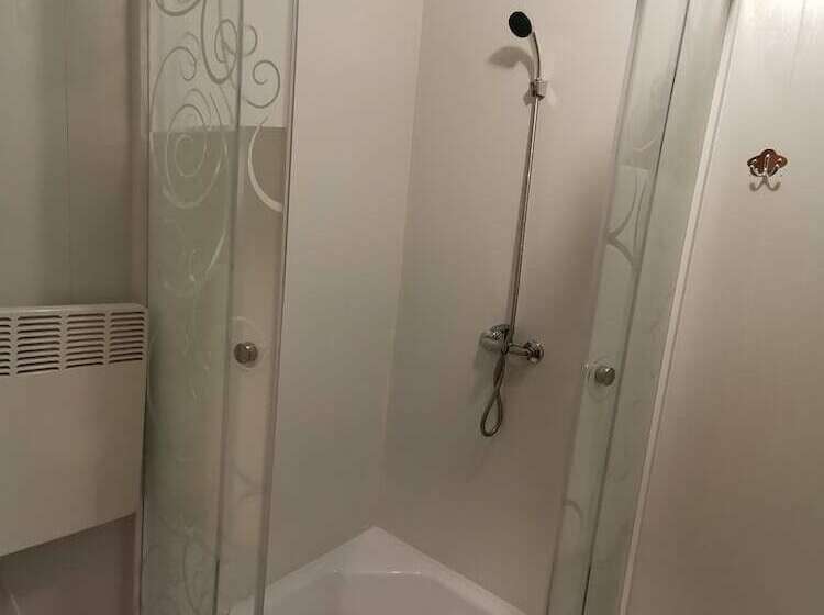 هتل Silent Forest Campsite