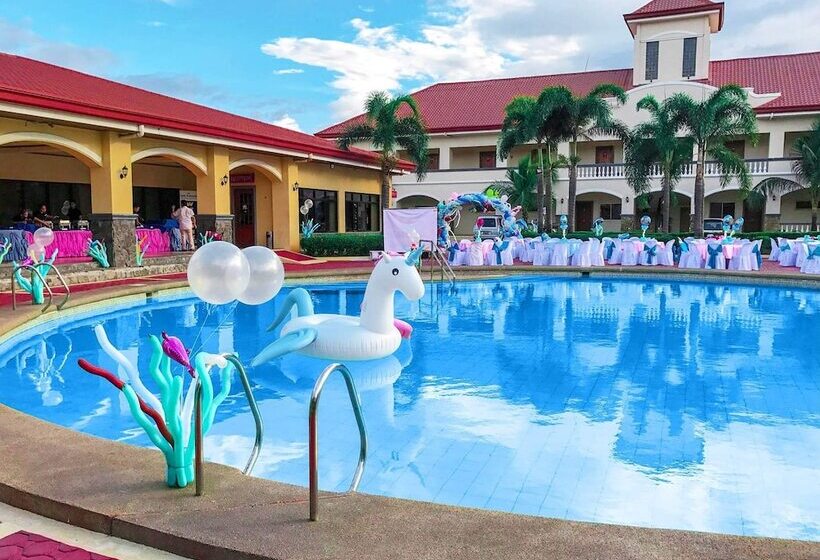 هتل Subic Waterfront Resort And