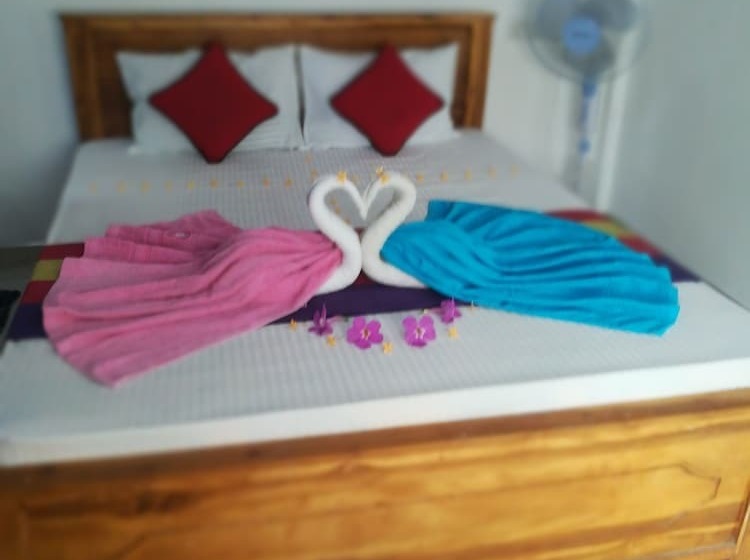 호텔 Tiny Holiday Resort